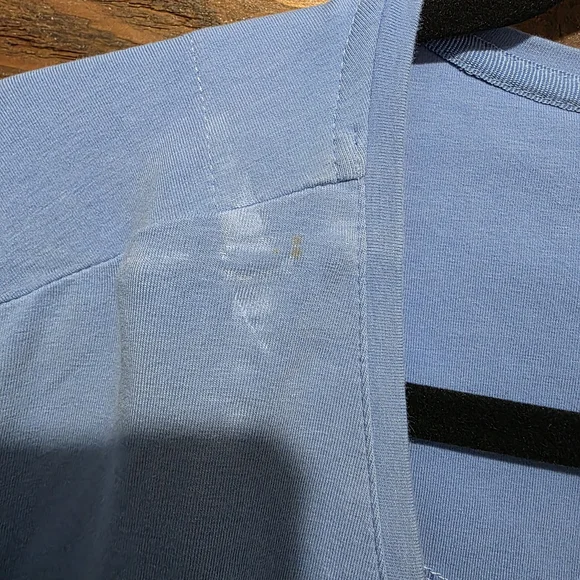 Liz & Me Light Blue Graphic Tee - Picture 4 of 7